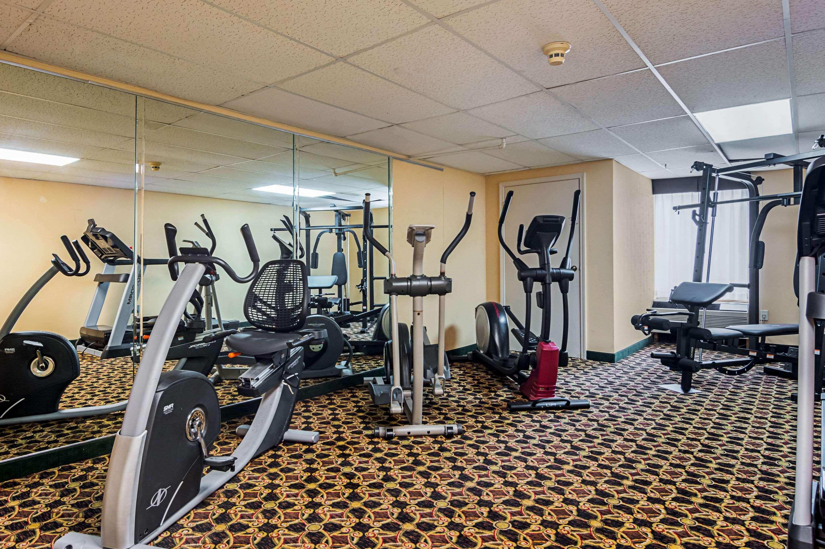 Quality Suites Atlanta Airport East Forest Park Exterior foto