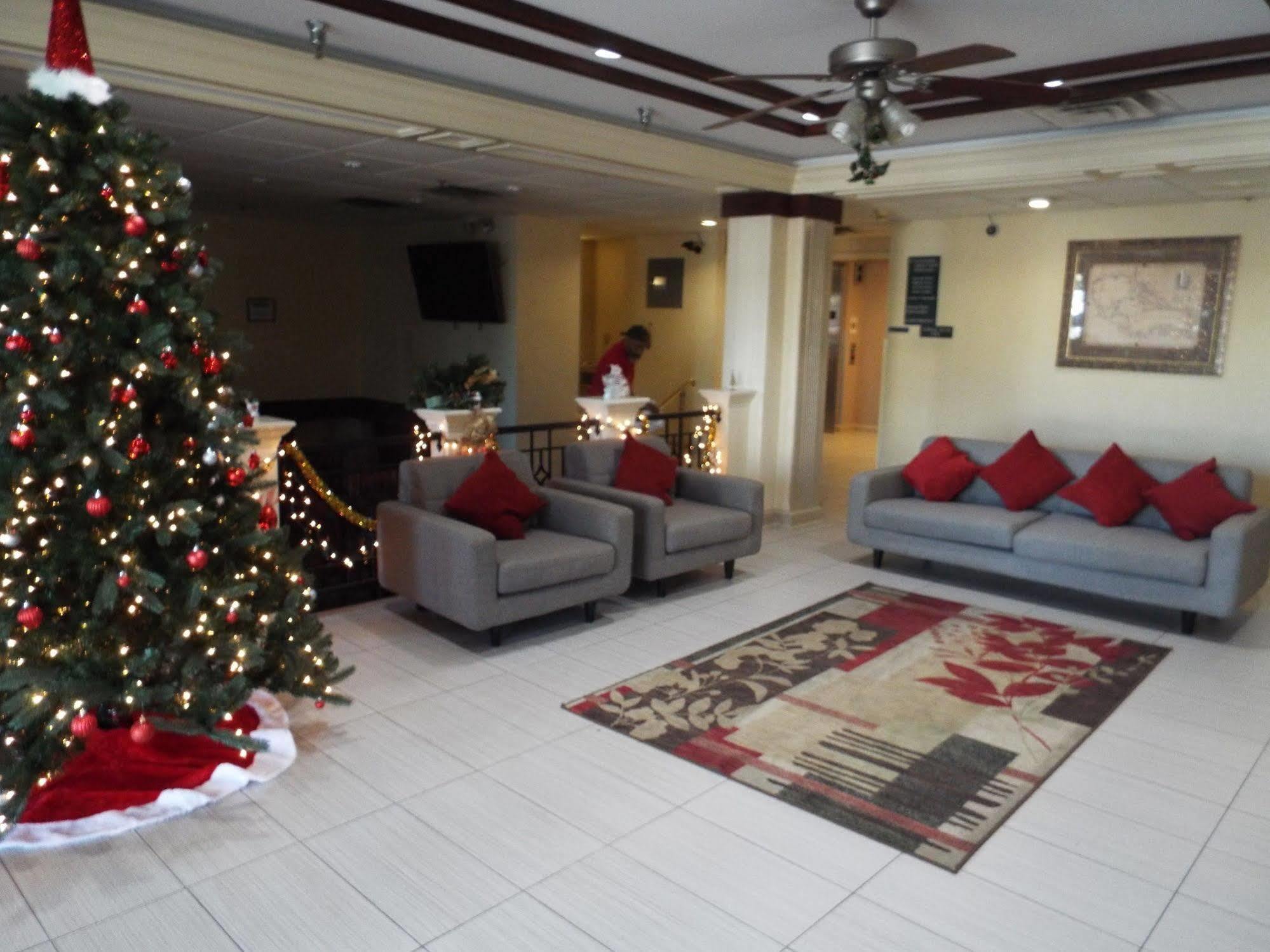 Quality Suites Atlanta Airport East Forest Park Exterior foto
