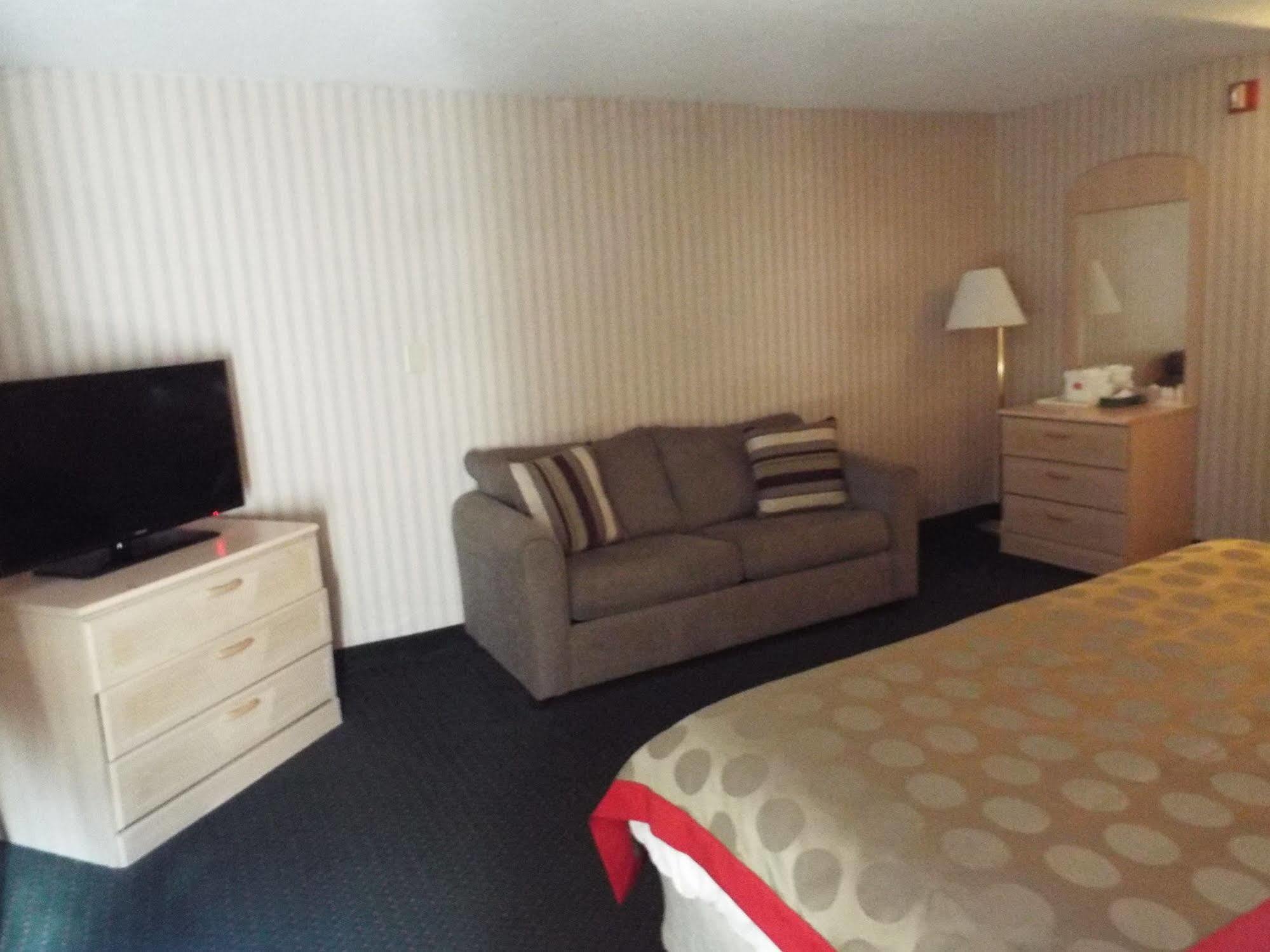 Quality Suites Atlanta Airport East Forest Park Exterior foto