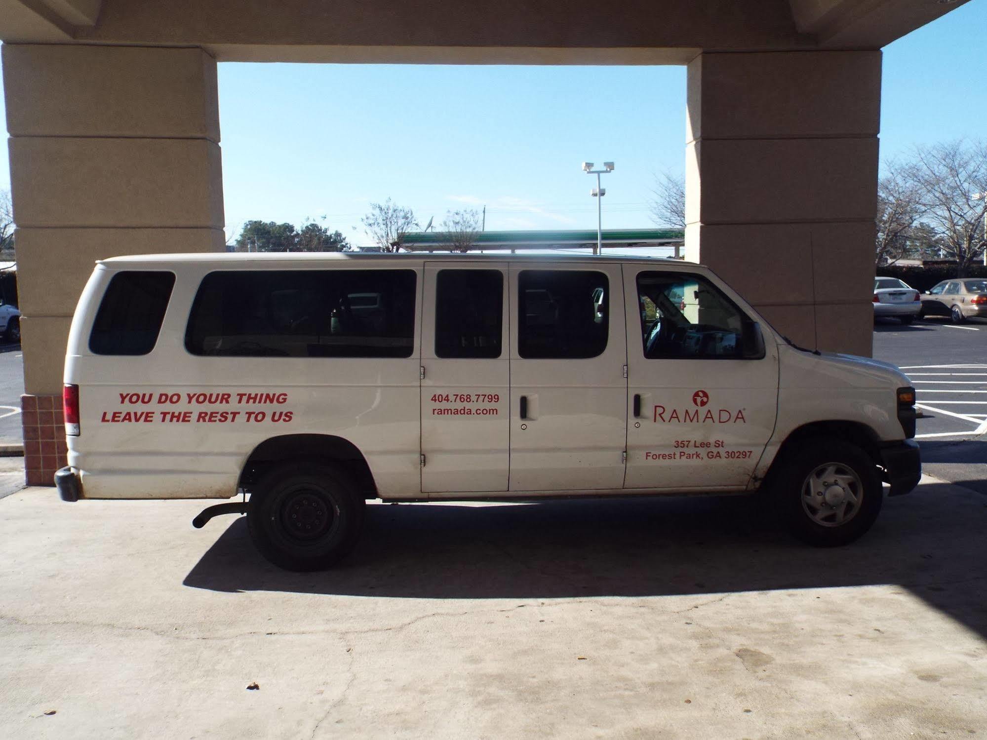 Quality Suites Atlanta Airport East Forest Park Exterior foto